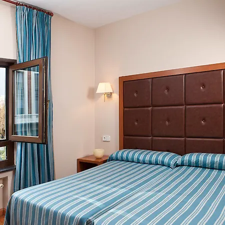 Hotel Crisol Riosol